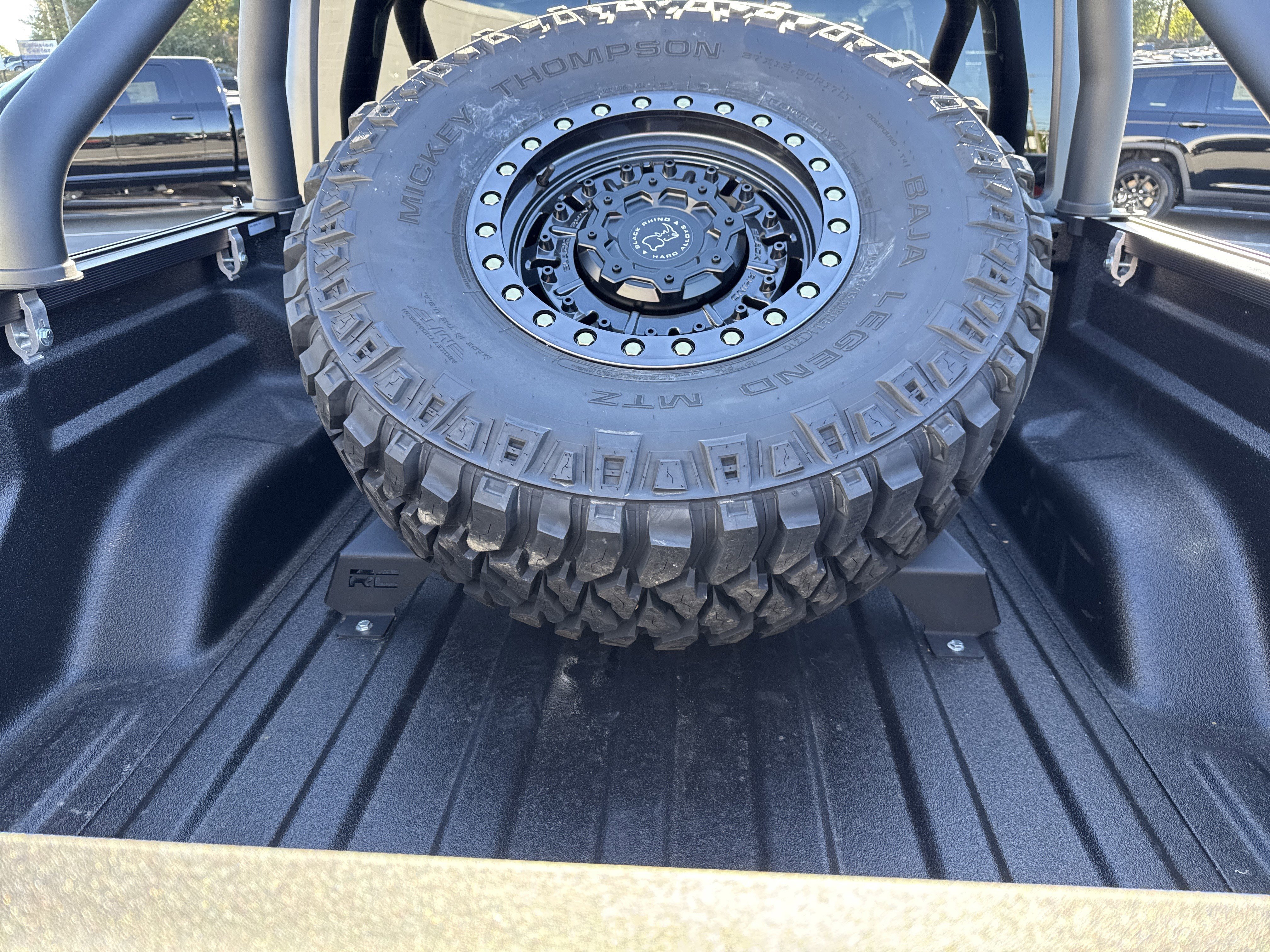2025 Jeep Gladiator Sport S - Photo 23