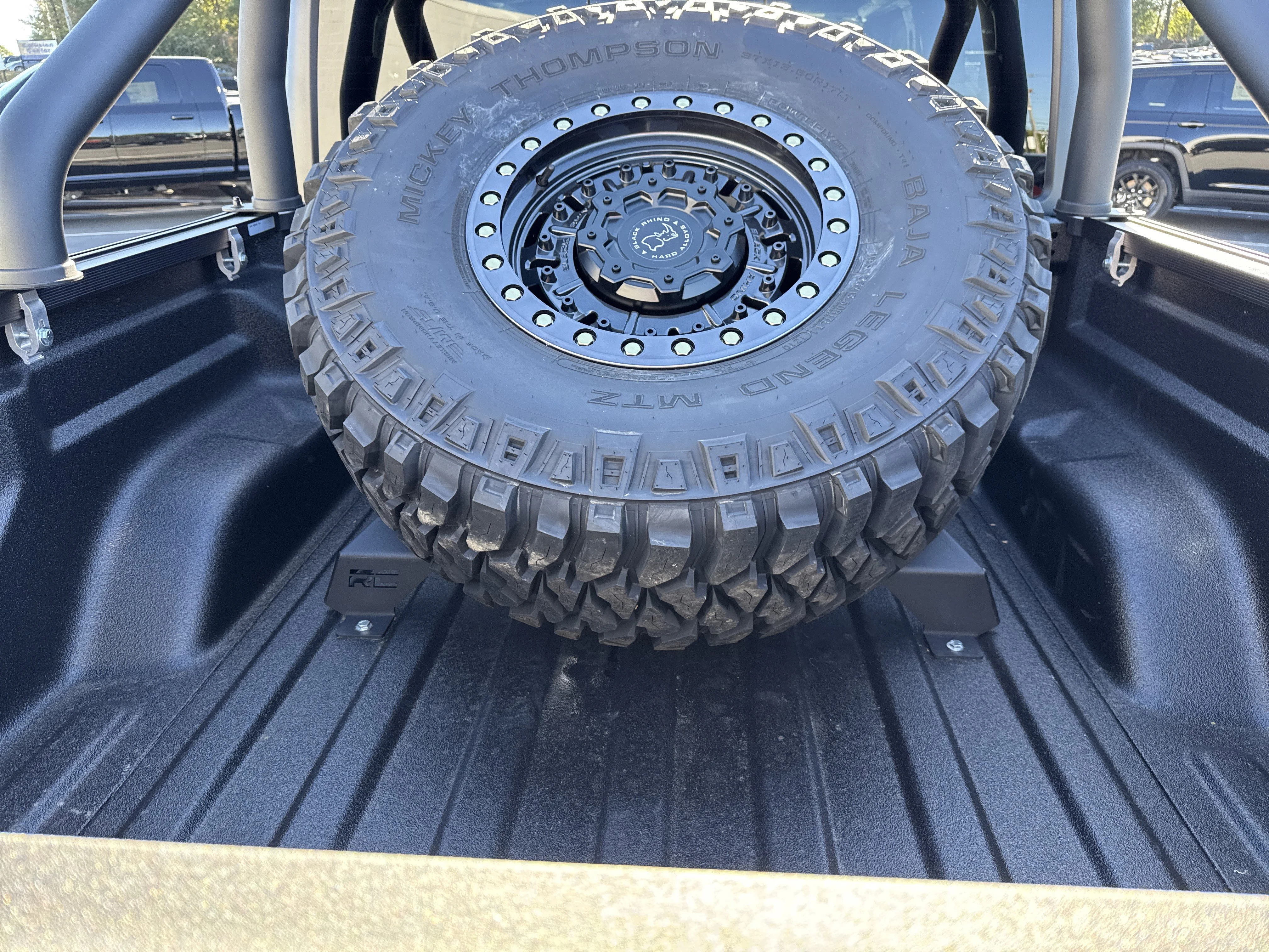 2025 Jeep Gladiator Sport S - Photo 23