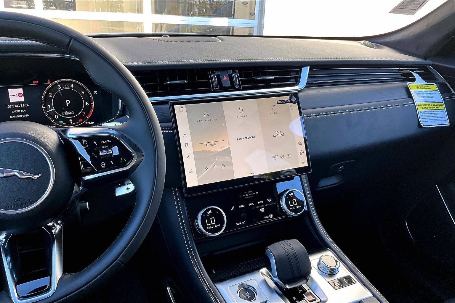 2026 Jaguar F-Pace R-Dynamic S - Photo 7