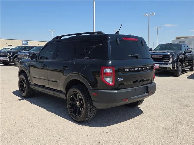 Used 2024 Black Ford Outer Banks 4x4 image 2