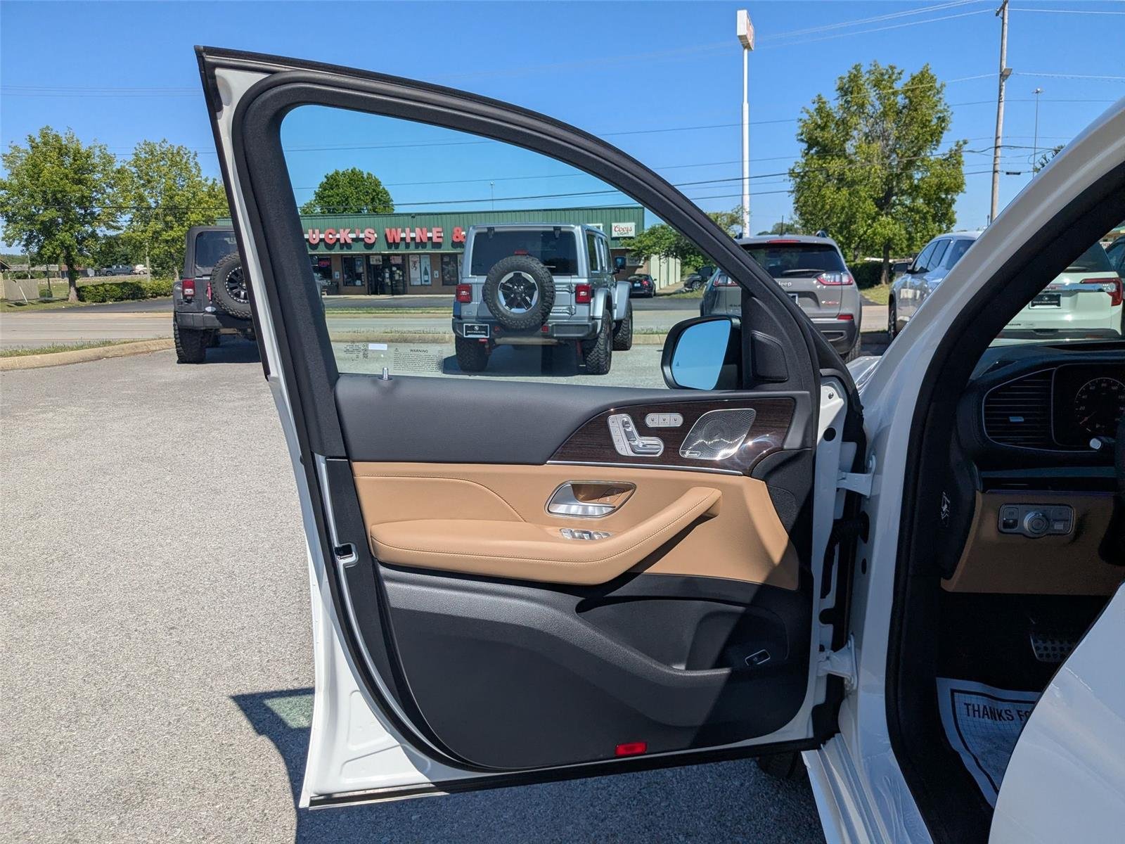 New 2026 Polar White Mercedes-Benz GLS 450 image 10