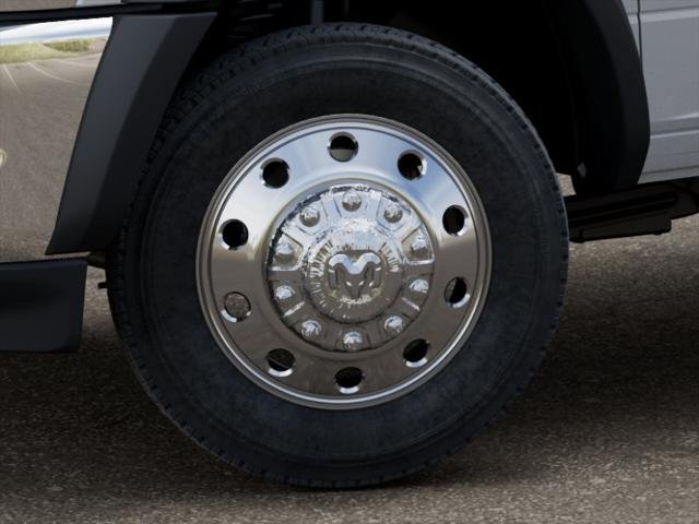 New 2026 Bright White Clear-Coat Exterior Paint RAM Tradesman image 34