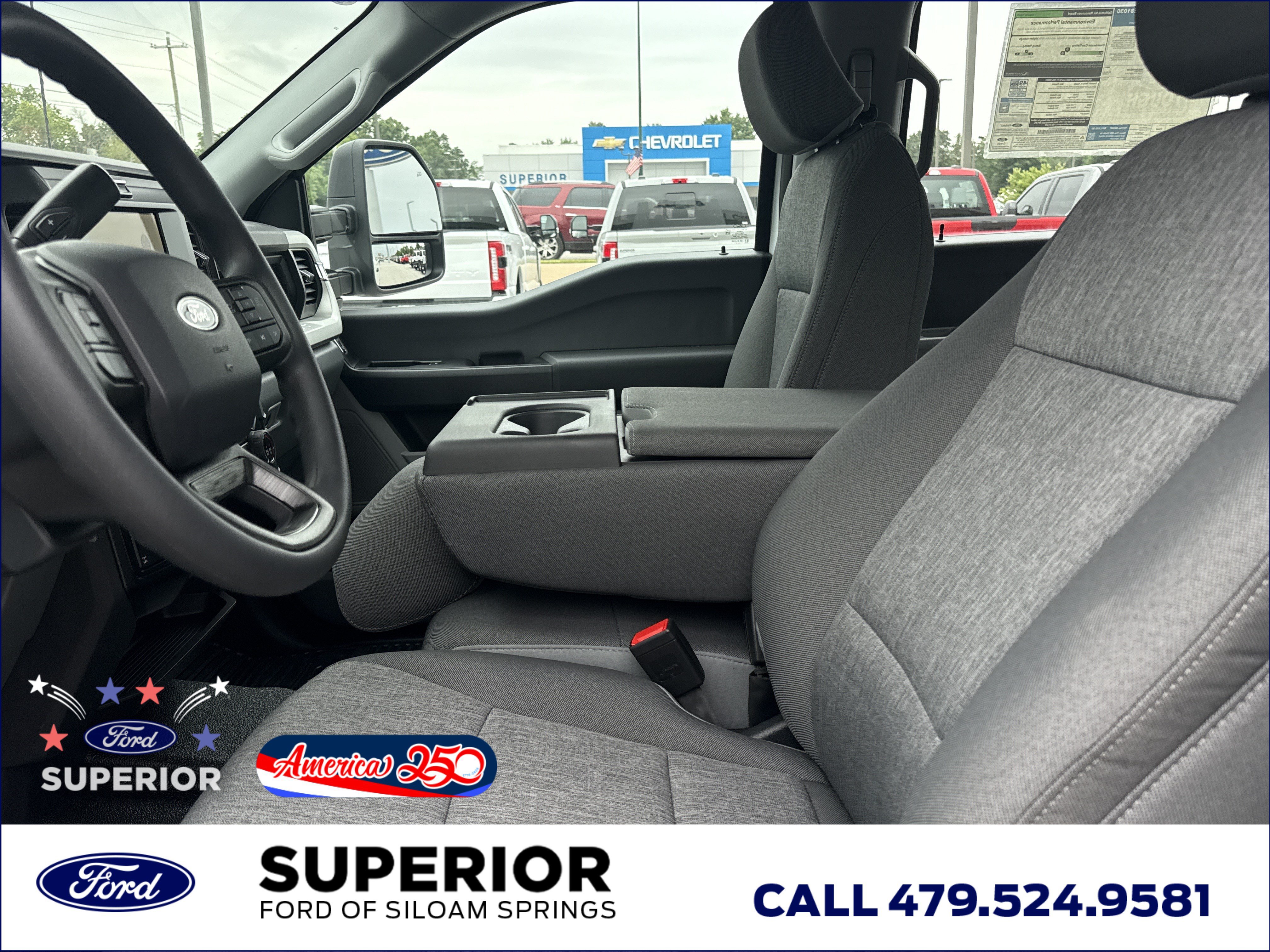 New 2026 Oxford White Ford XL 4WD image 5