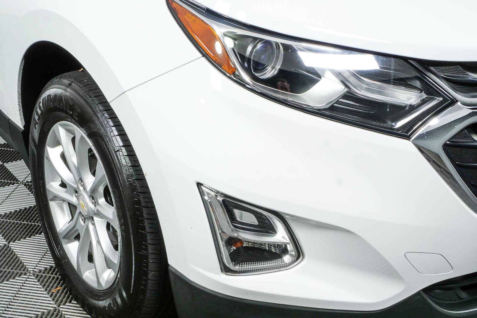 Used 2018 SUMMIT WHITE Chevrolet LS image 33