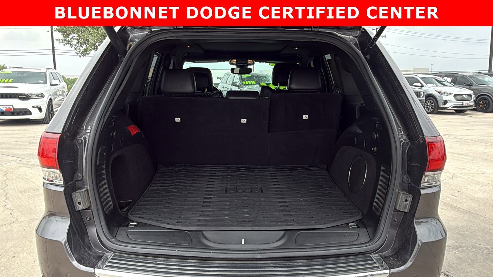 Used 2020 Granite Crystal Metallic Clearcoat Jeep Limited image 26