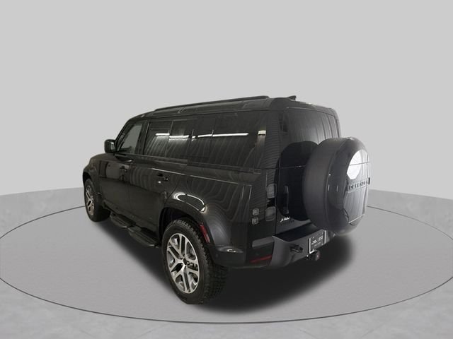 New 2026 Santorini Black Land Rover X-Dynamic SE image 7