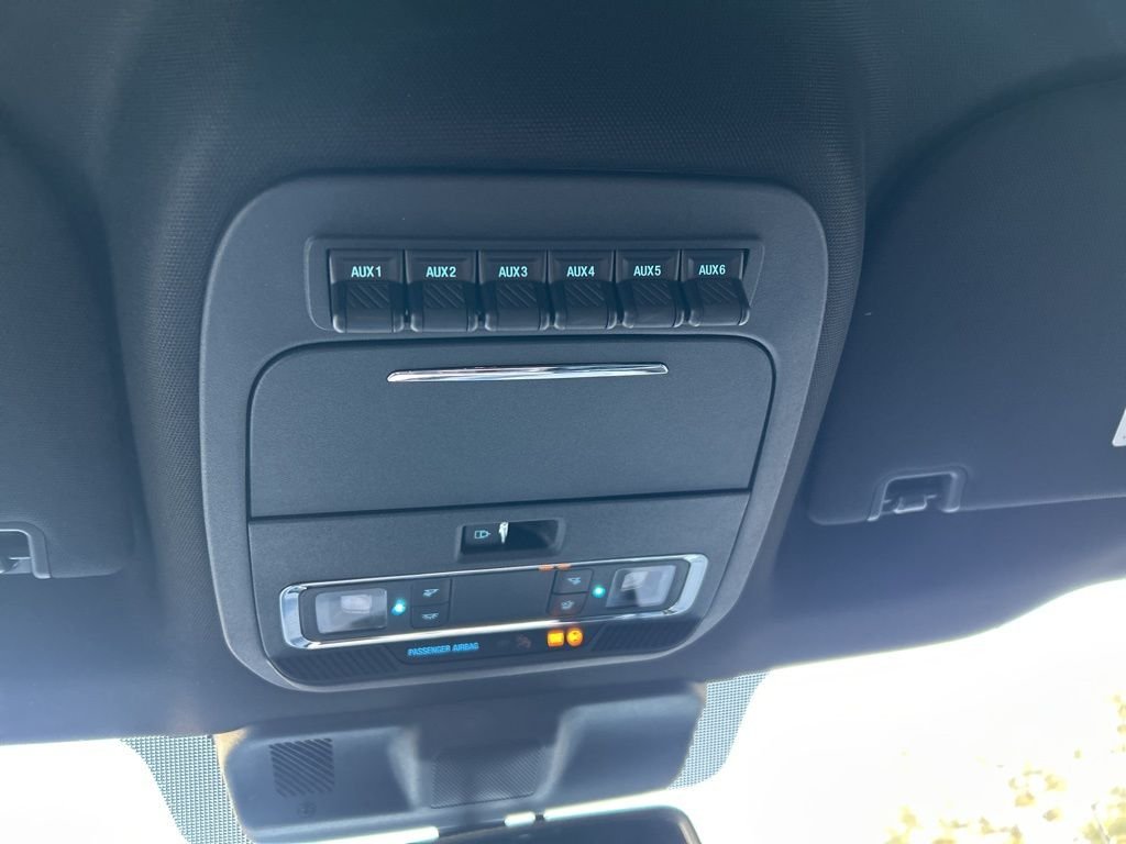 New 2026 Avalanche Ford Platinum image 36