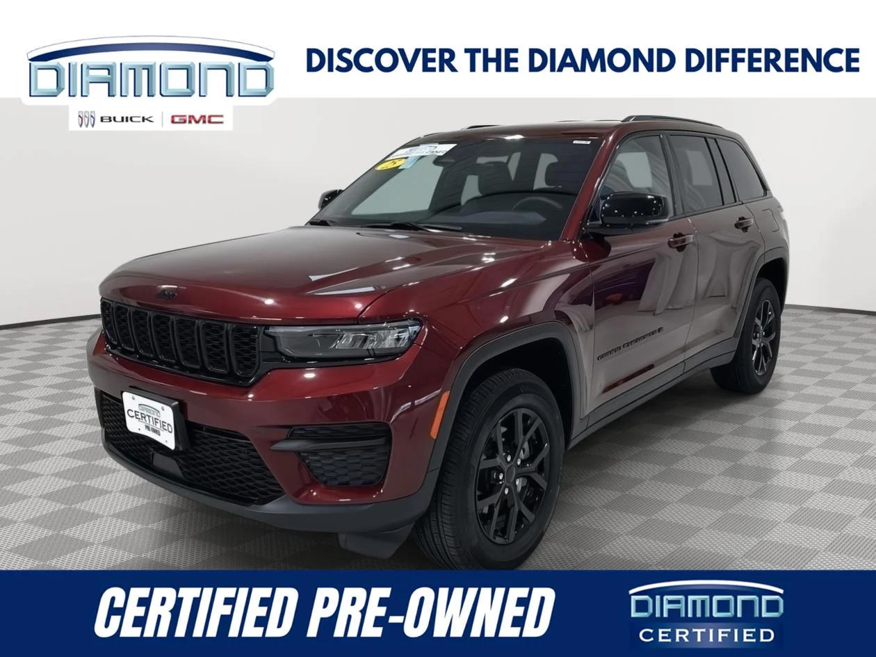 Used 2025 Velvet Red Pearlcoat Jeep Altitude image 1