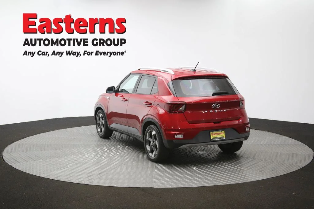 Used 2023 Red Hyundai Limited image 65