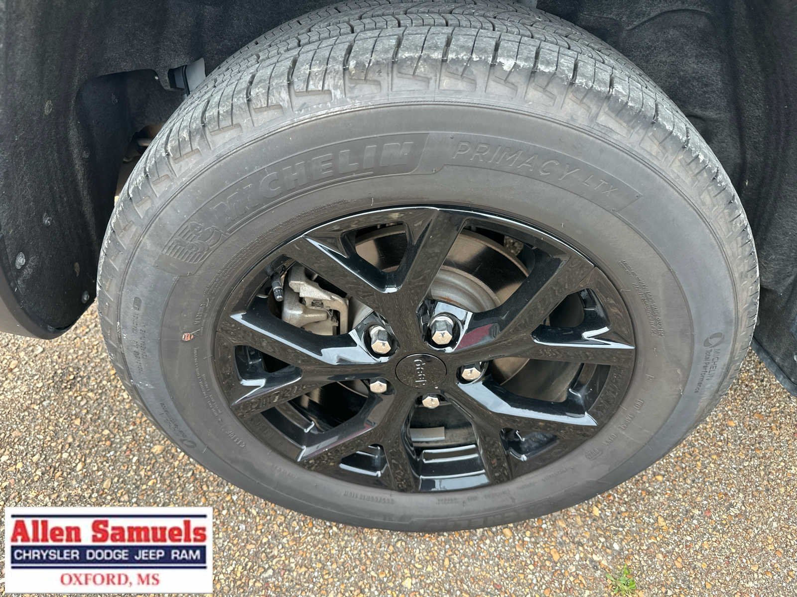Certified Used 2025 Bright White Clearcoat Jeep Altitude image 45