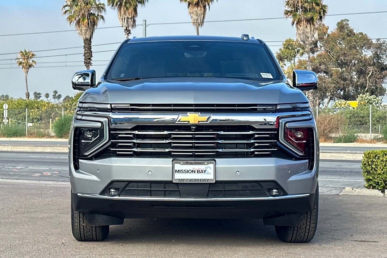 2025 Chevrolet Suburban Premier - Photo 9