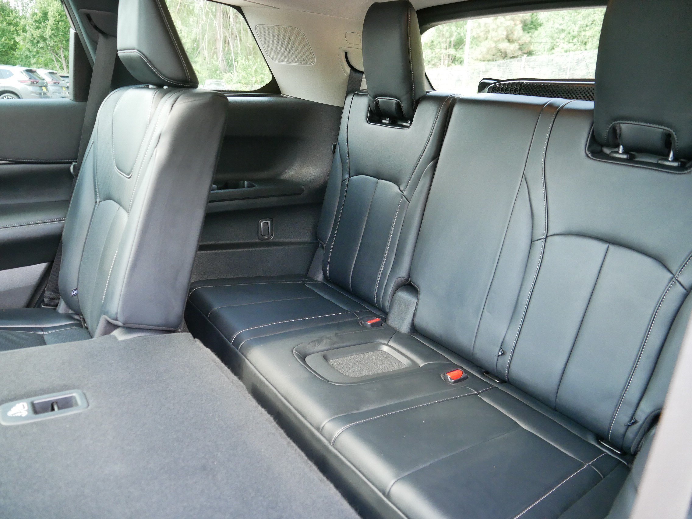 Used 2023 Mineral Black INFINITI PURE image 36