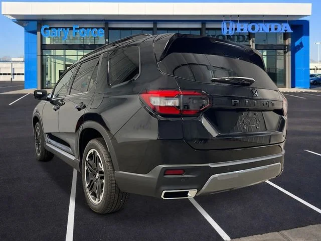 New 2026 Crystal Black Pearl Honda Touring image 3
