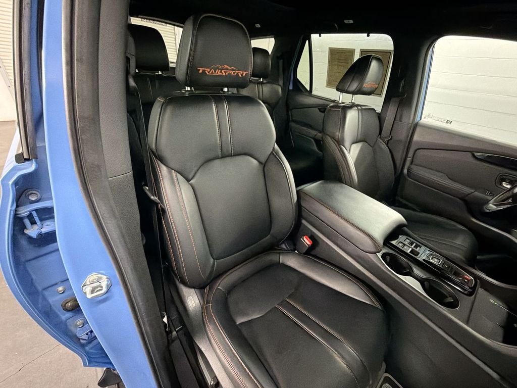Used 2025 Diffused Sky Pearl Honda TrailSport image 27