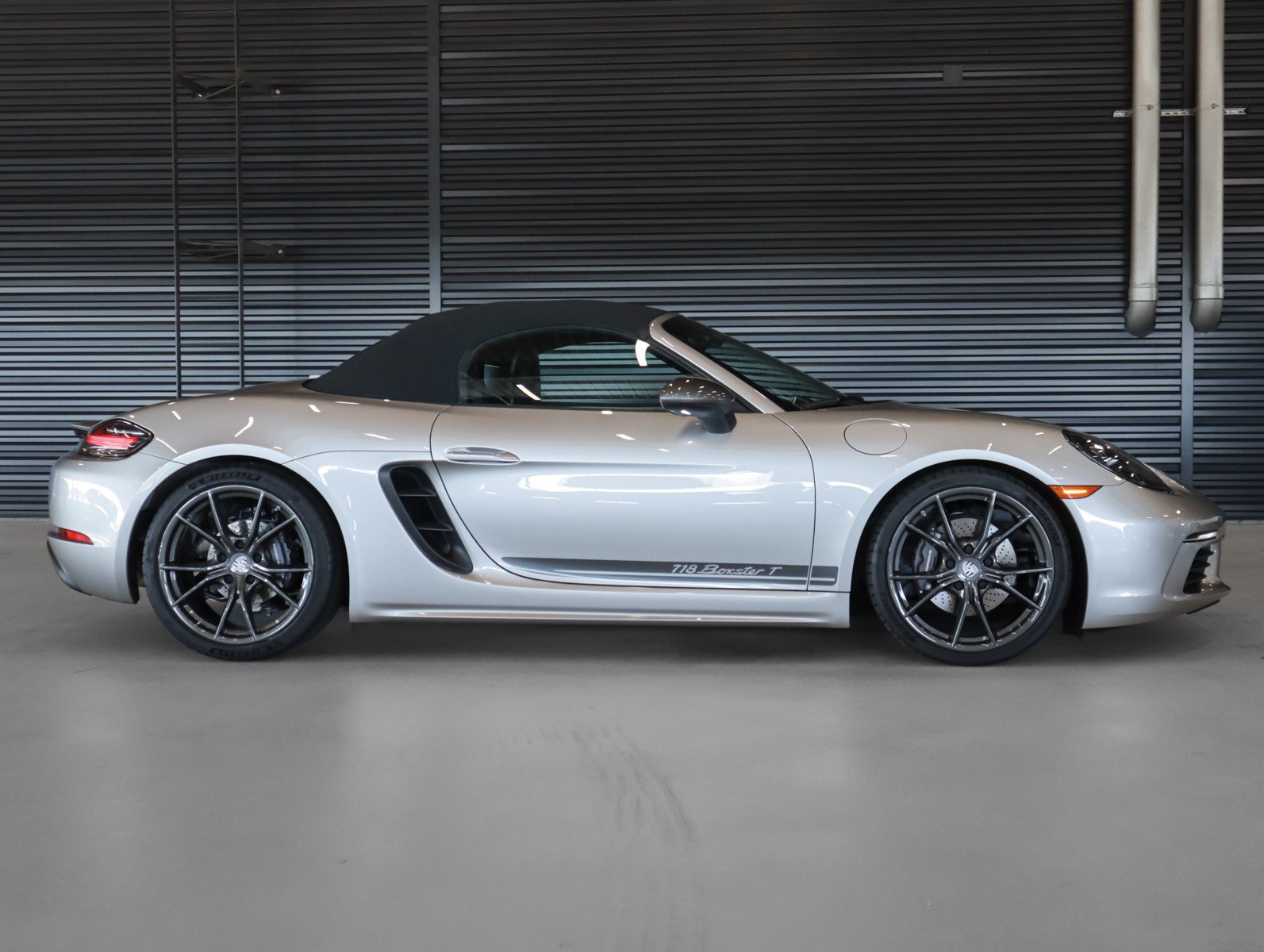 Used 2023 Gt Silver Metallic Porsche  image 10