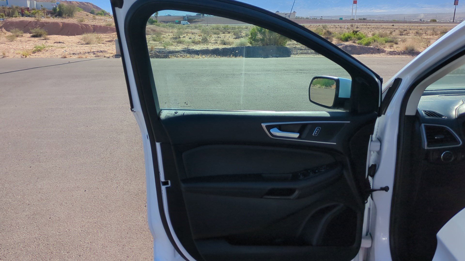 Used 2024 Oxford White Ford SEL image 11