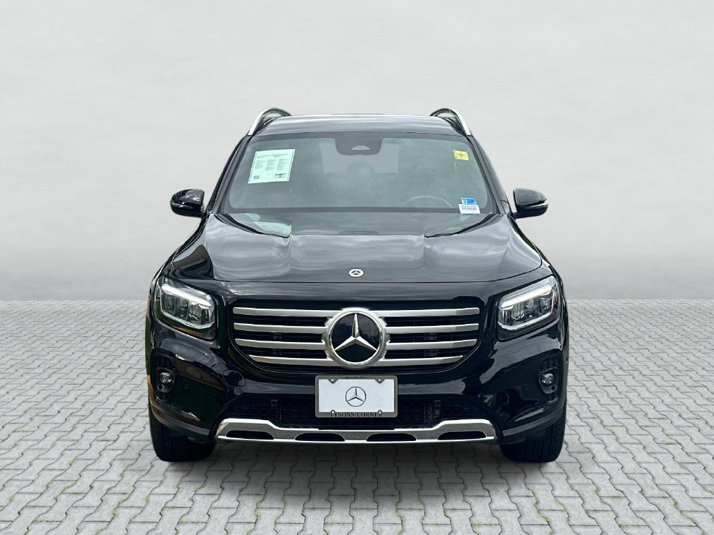 Used 2025 Night Black Mercedes-Benz GLB 250 image 2