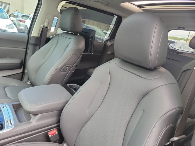 2026 Kia Carnival SX Prestige - Photo 16