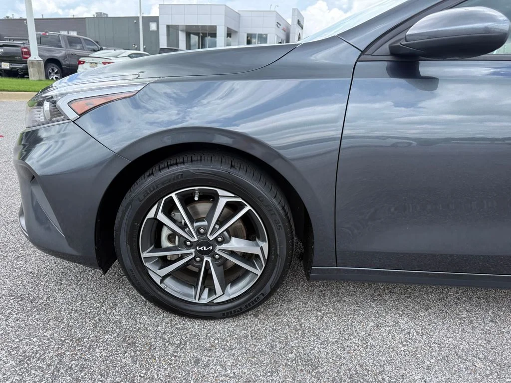 Used 2023 Gray Kia LXS image 23
