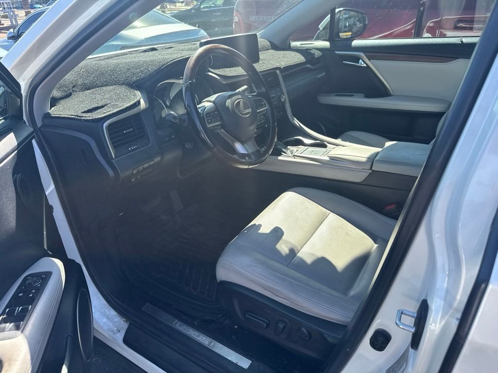 Used 2020 White Pearl Lexus 350L image 6