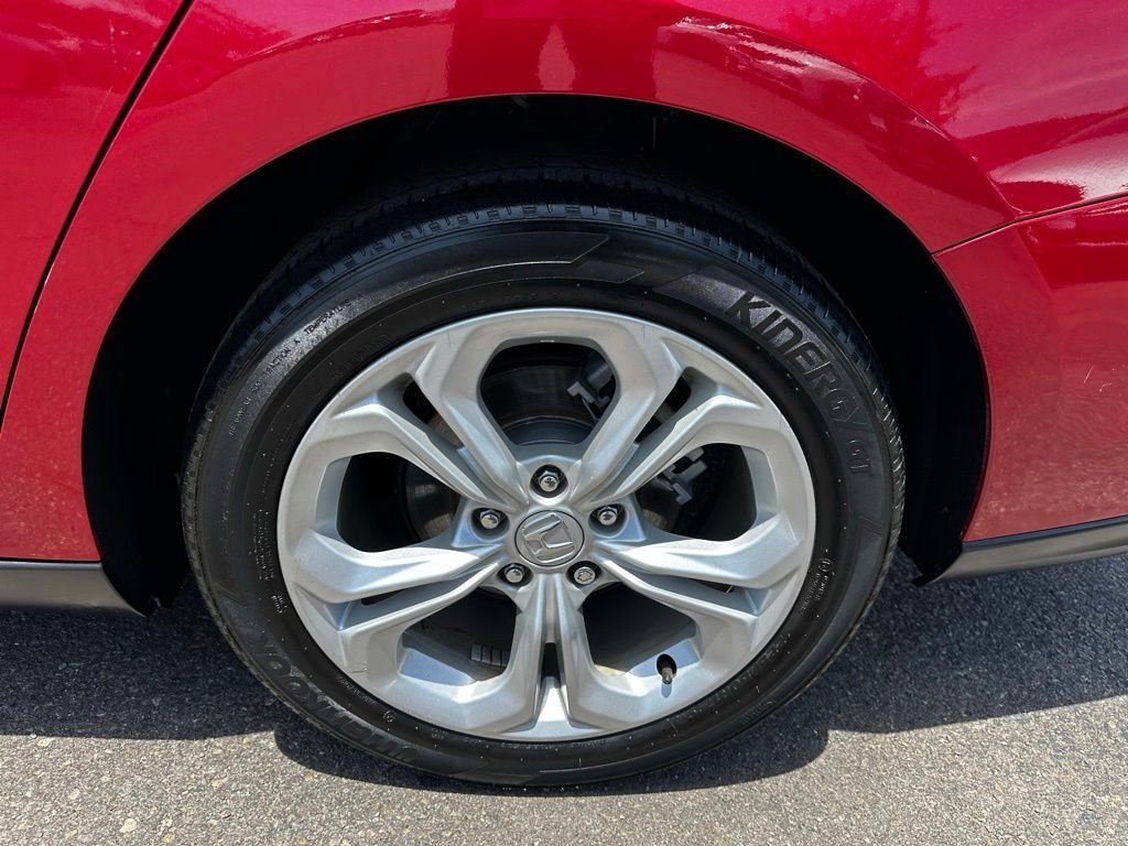 Used 2023 Red Honda LX image 10