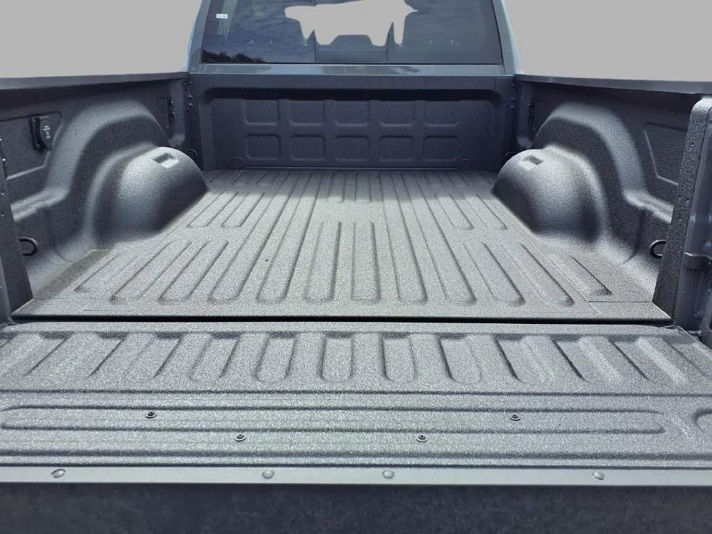 New 2027 Ceramic Gray Clear-Coat Exterior Paint RAM Laramie image 25