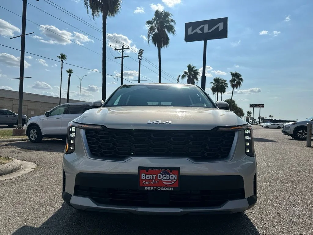 New 2026 White Kia LX image 2