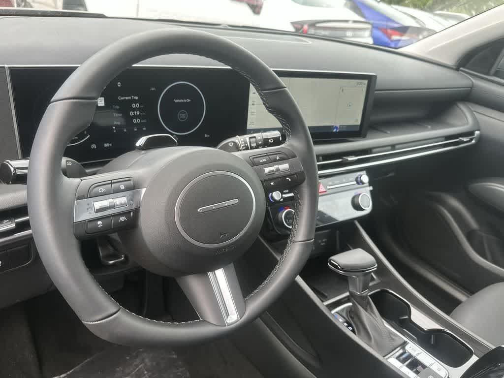 New 2026 Phantom Black Hyundai SEL Premium image 17
