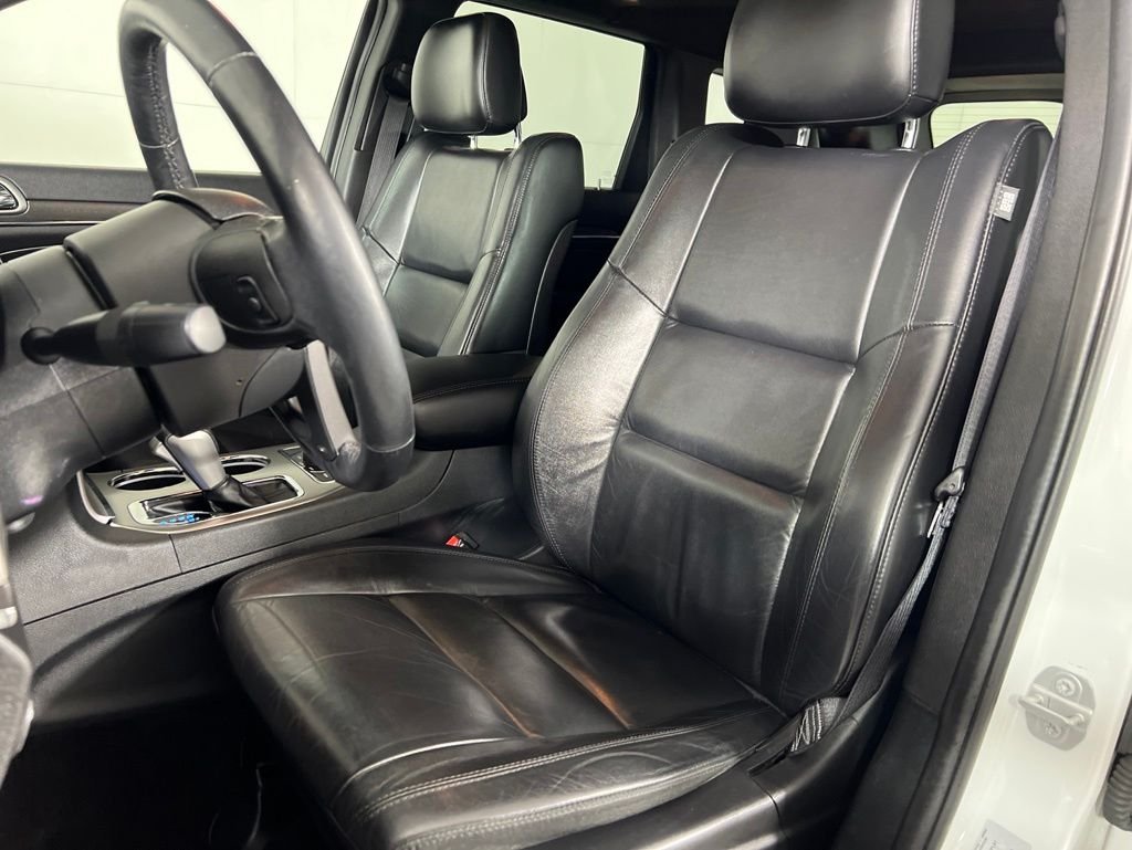 Used 2018 White Jeep Limited image 13