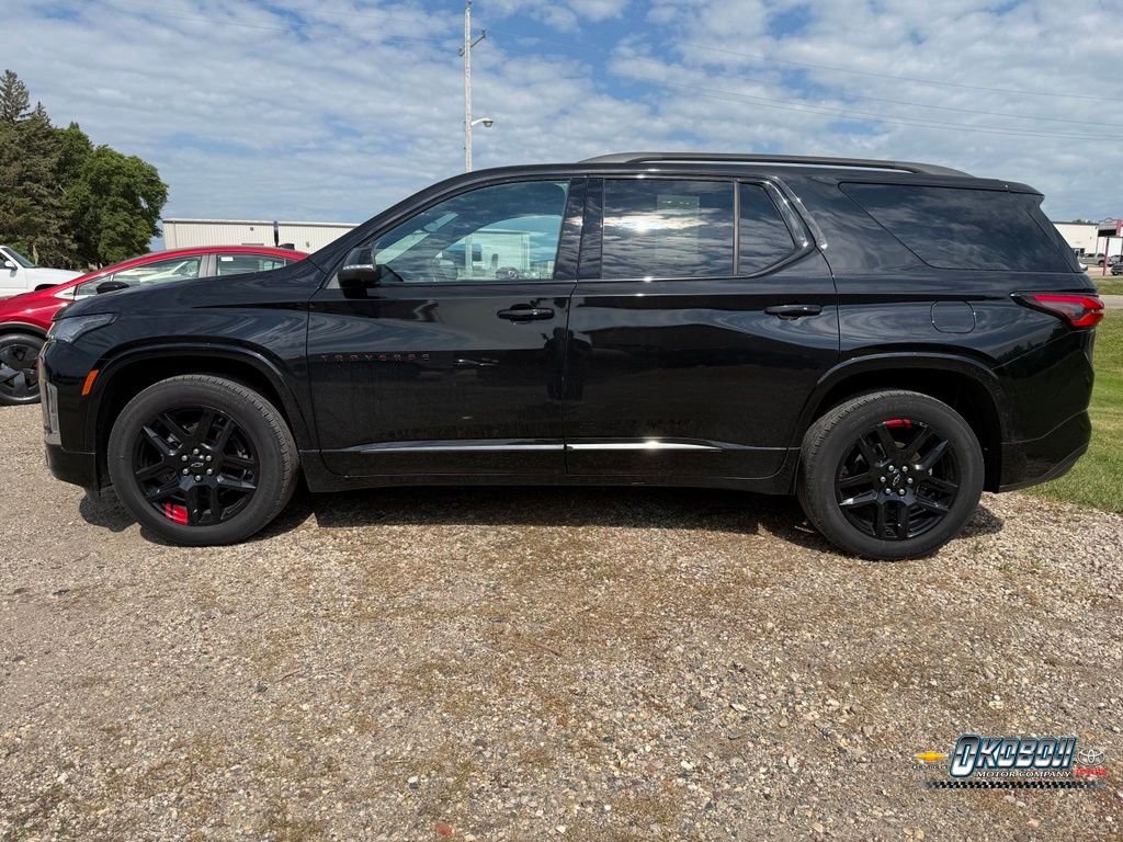 Used 2022 Black Chevrolet Premier image 7