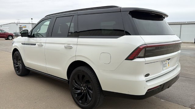 2025 Lincoln Navigator Black Label - Photo 8