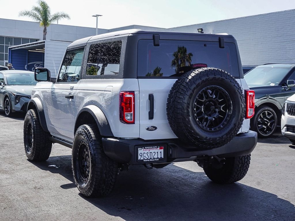 Used 2023 White Ford Base image 5