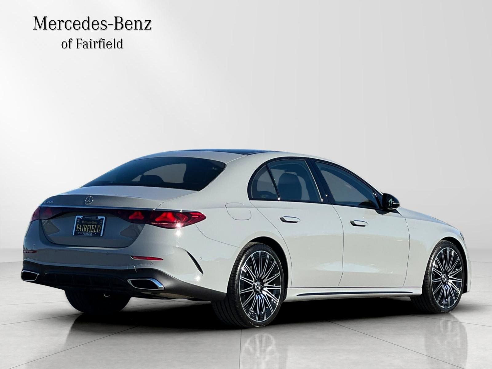 New 2026 MANUFAKTUR Alpine Grey Mercedes-Benz E 350 image 2