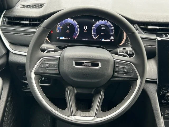 Used 2025 Black Jeep Altitude image 12