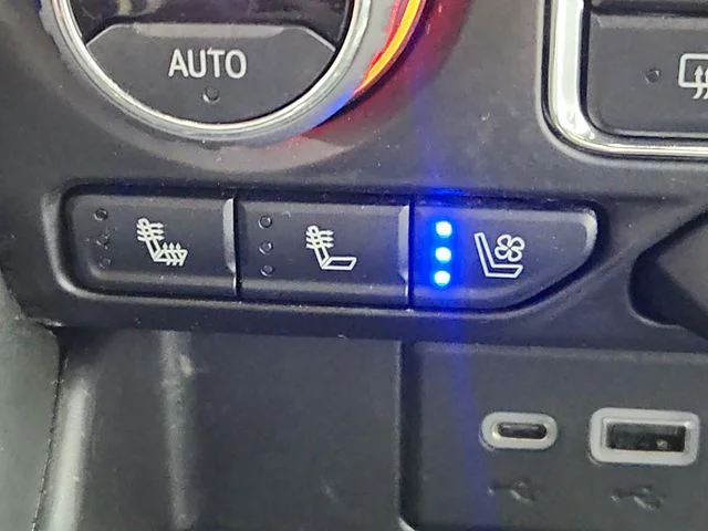Used 2021 Blue Chevrolet Premier image 39