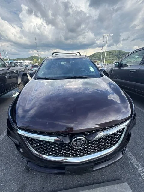 Used 2022 Red Buick Avenir image 5