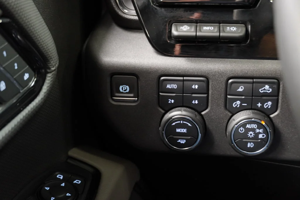 Used 2023 Glacier Blue Metallic Chevrolet ZR2 image 25