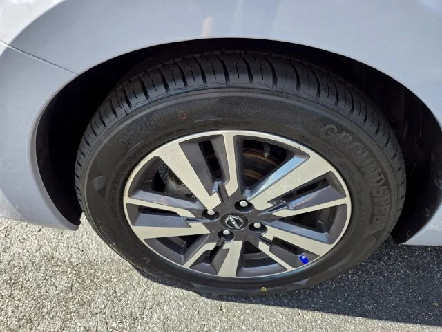 Used 2025 Gray Nissan 1.6 SV image 23