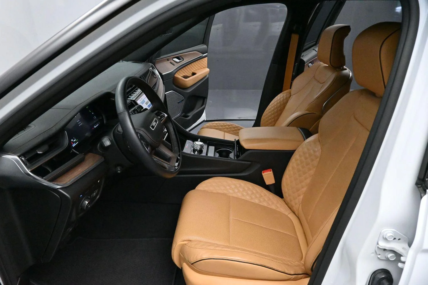 Used 2022 Bright White Clearcoat Jeep Summit image 12