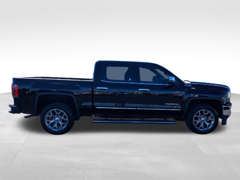 Used 2018 Black GMC SLT image 6