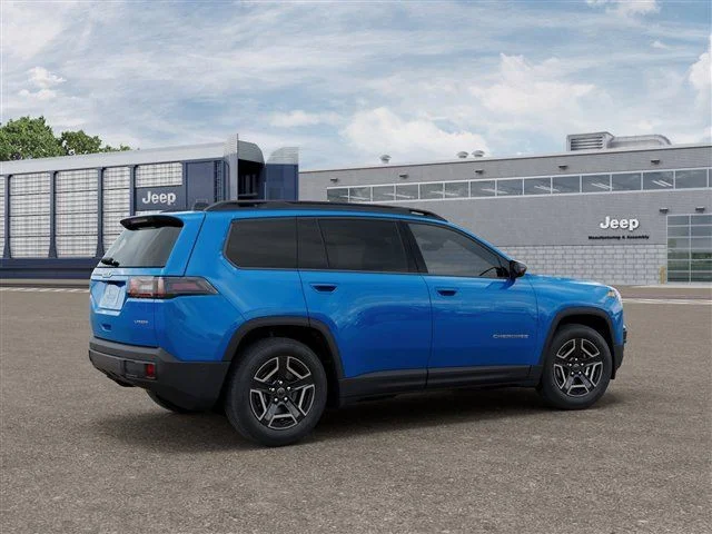 New 2026 Hydro Blue Pearl-Coat Exterior Paint Jeep Laredo image 2