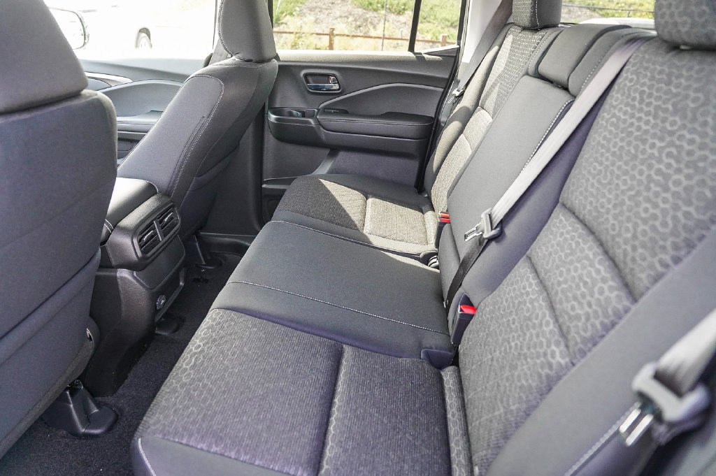 2025 Honda Ridgeline Sport - Photo 34