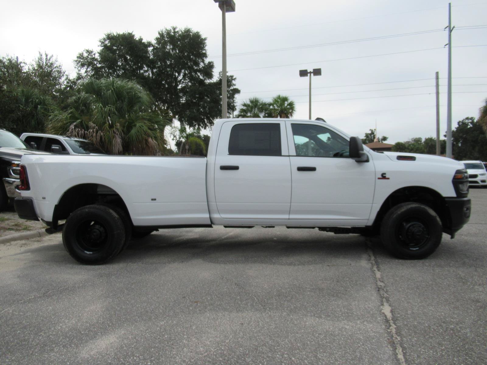 New 2027 Bright White Clear-Coat Exterior Paint RAM Tradesman image 2
