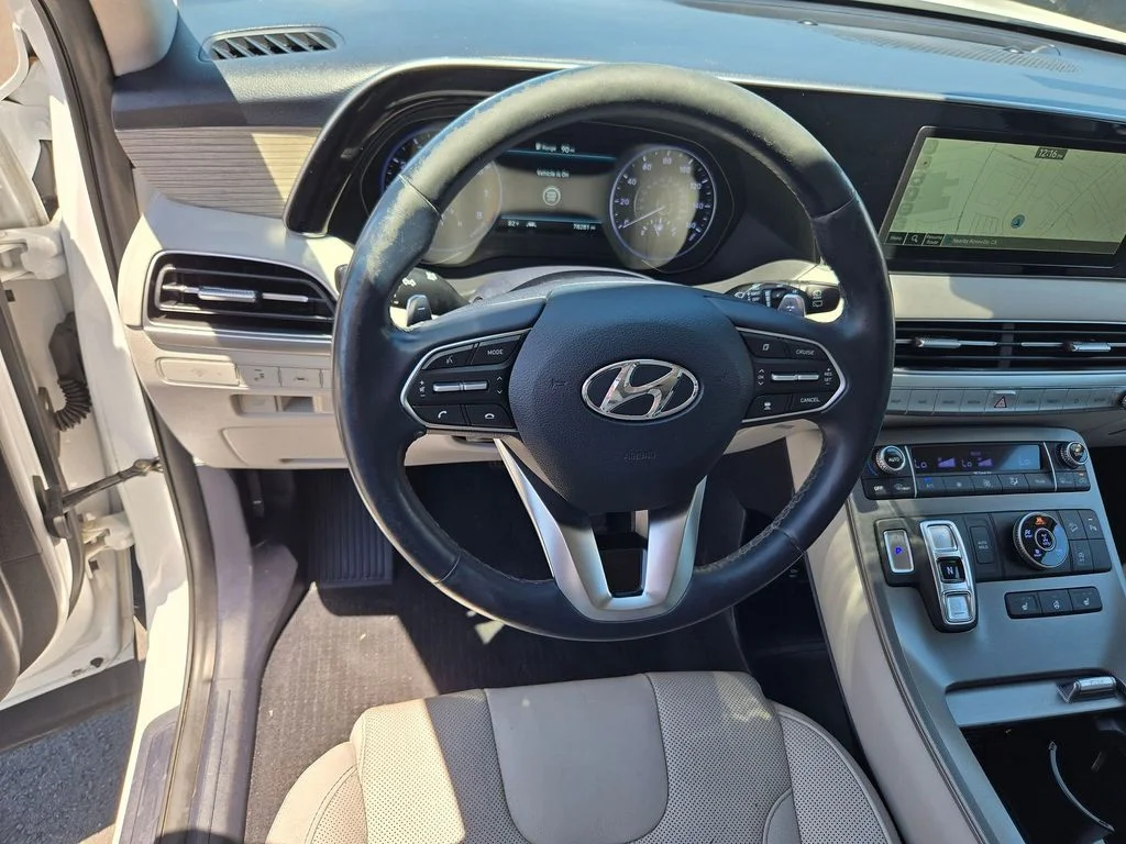 Used 2021 White Hyundai SEL image 9