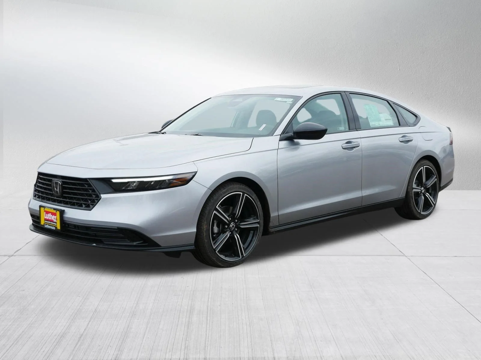 New 2026 Solar Silver Metallic Honda SE image 3