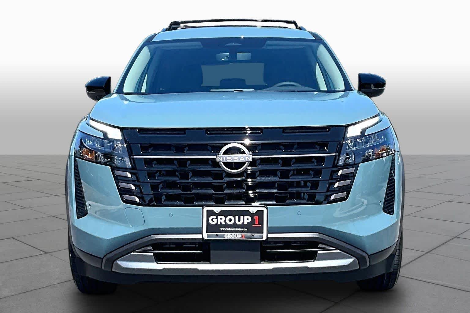 New 2026 Baltic Teal Nissan SL image 3
