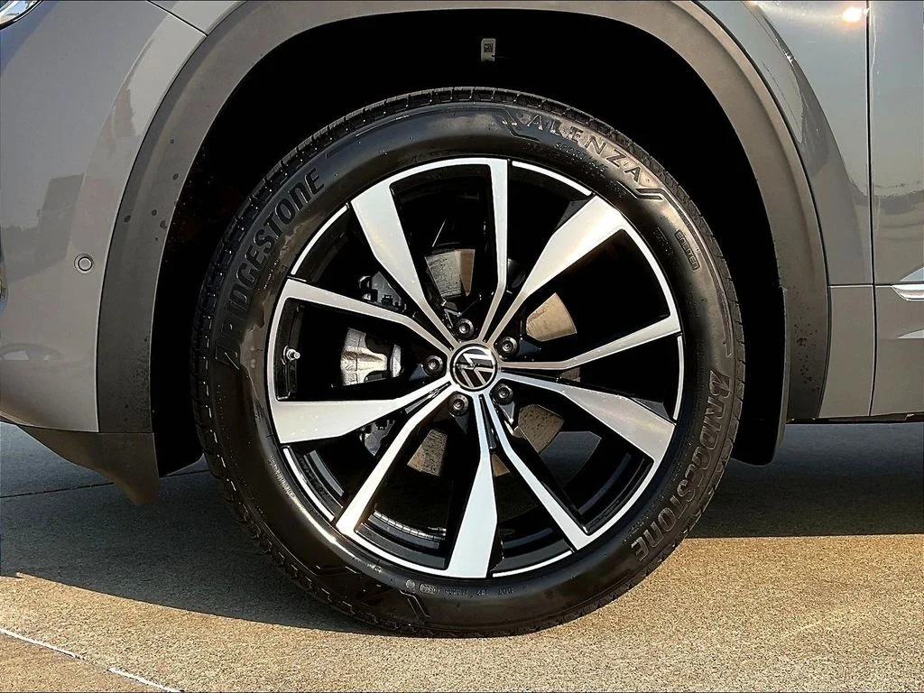 New 2026 Gray Volkswagen 2.0T SEL Premium R-Line image 22