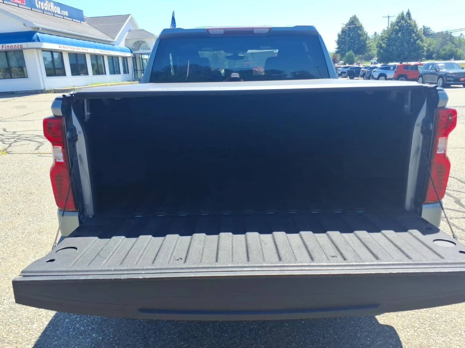 Used 2019 Steel Metallic Chevrolet LT image 11