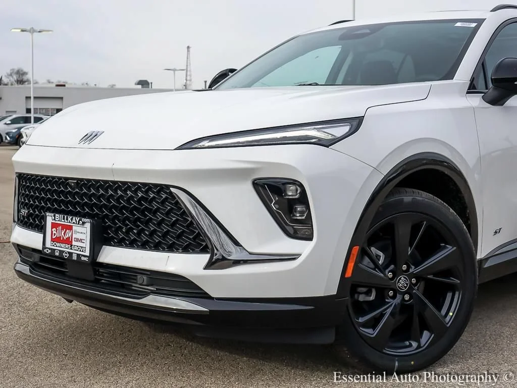 New 2026 Summit White Buick Sport Touring image 3