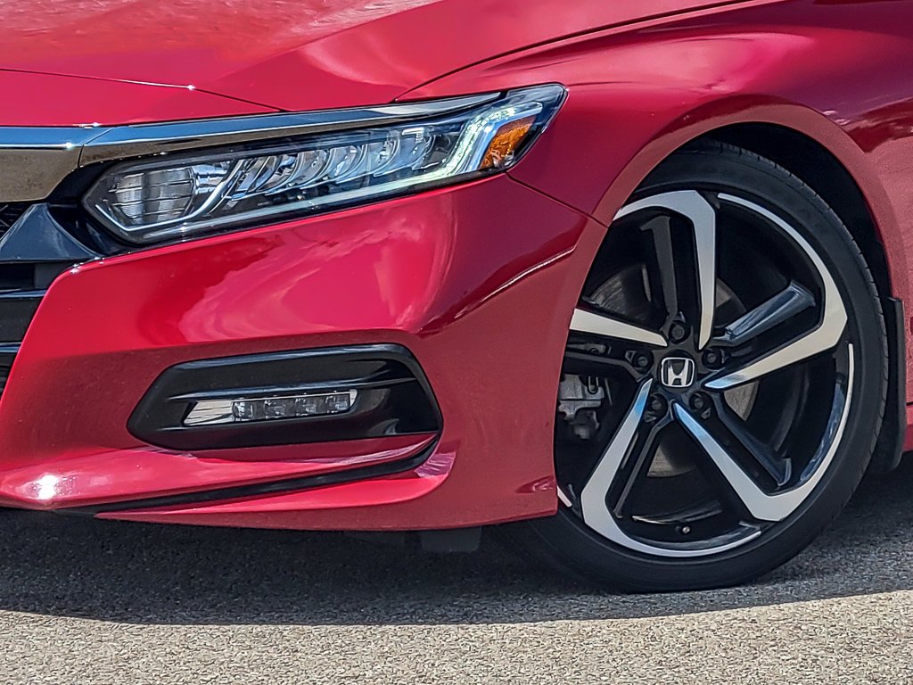 Used 2019 Red Honda Sport 1.5T image 3